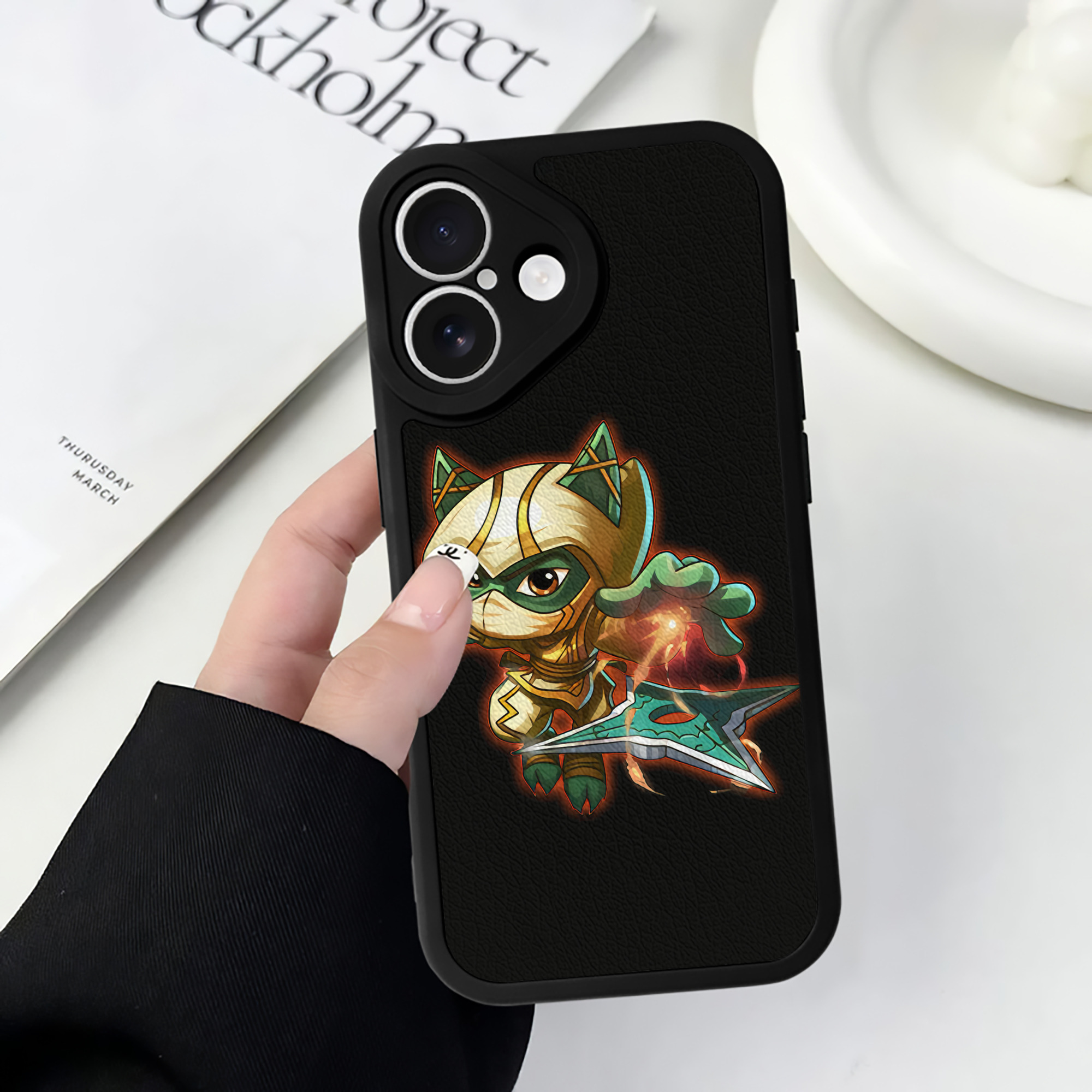 （画像用） リーグ・オブ・レジェンド League of Legends LOL 【iPhone 16シリーズ対応】シリコンスマホケース（レザー調） 材質：シリコン